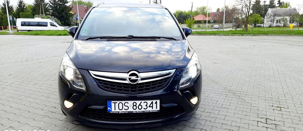 Opel Zafira cena 42900 przebieg: 139000, rok produkcji 2014 z Goleniów małe 211